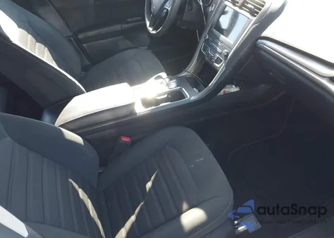 2020 Ford Fusion Hybrid Se из США, поврежденный, VIN 3FA6P0LU0LR173435